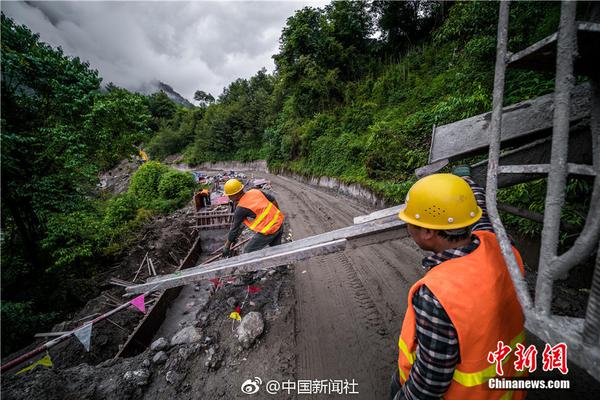 喋血复仇近战玩法有什么好处